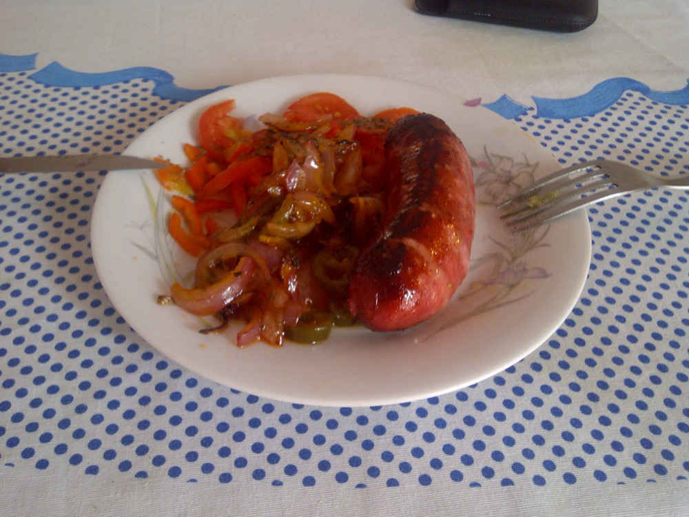 low carb sausage and vegetables